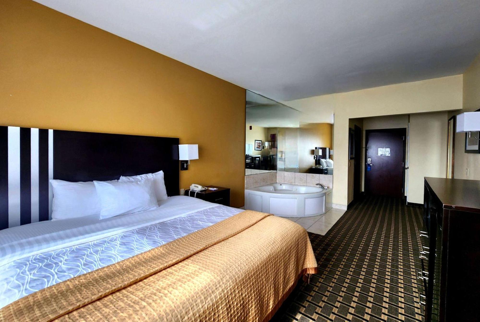 Days Inn & Suites By Wyndham Sam Houston Tollway Jersey Village Εξωτερικό φωτογραφία