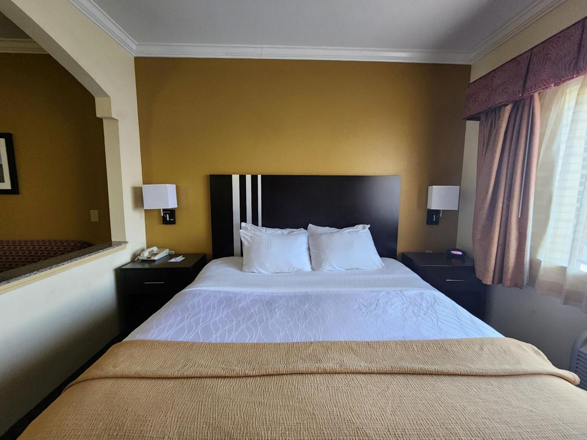 Days Inn & Suites By Wyndham Sam Houston Tollway Jersey Village Εξωτερικό φωτογραφία