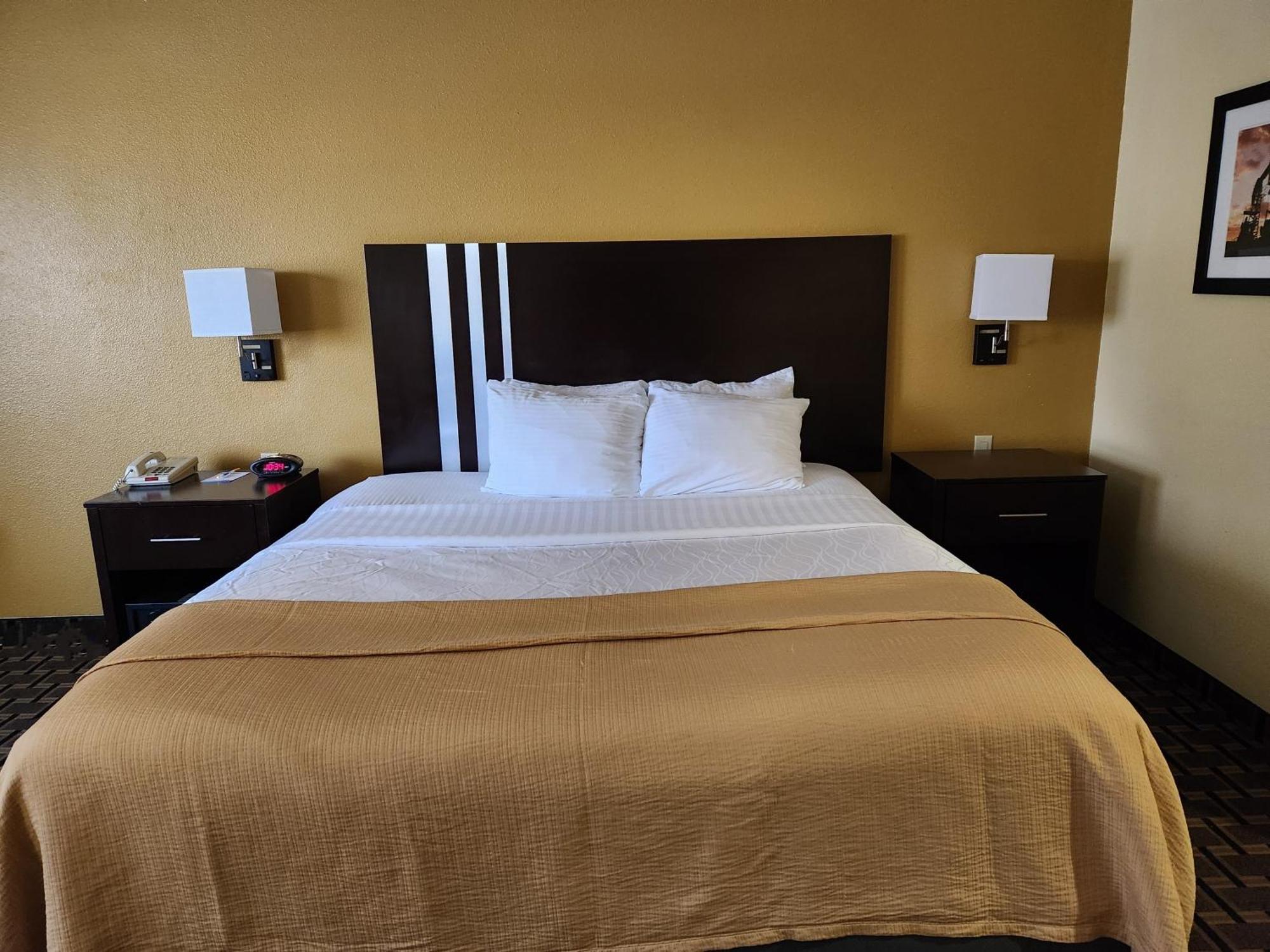 Days Inn & Suites By Wyndham Sam Houston Tollway Jersey Village Εξωτερικό φωτογραφία