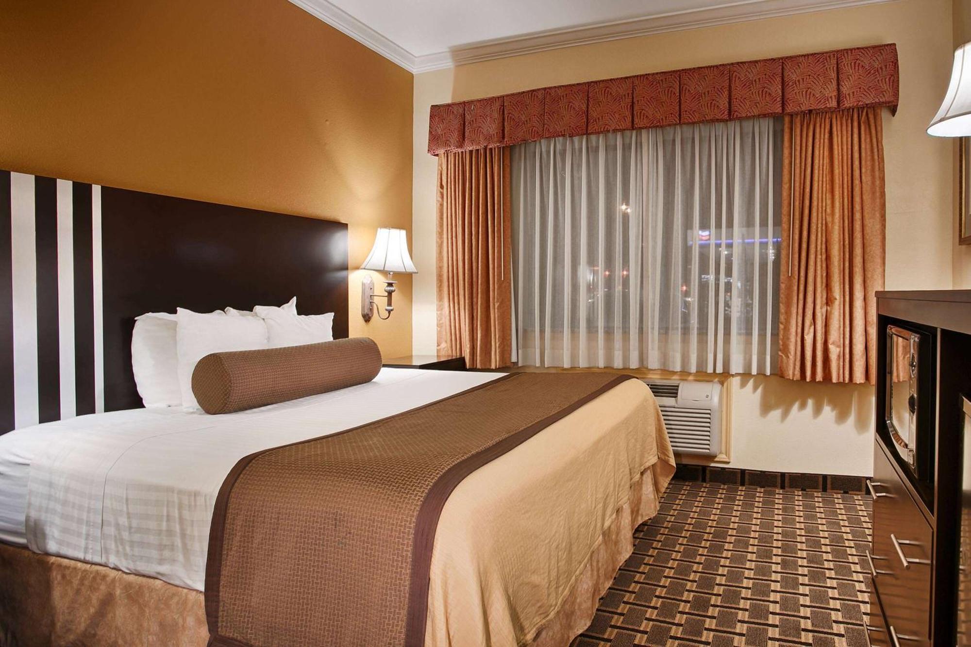 Days Inn & Suites By Wyndham Sam Houston Tollway Jersey Village Εξωτερικό φωτογραφία